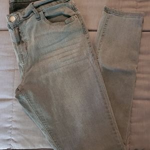 OLD NAVY GRAY JEANS